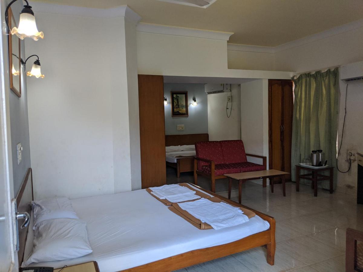 Farmagudi Residency Hotel Donshiwado Exterior photo