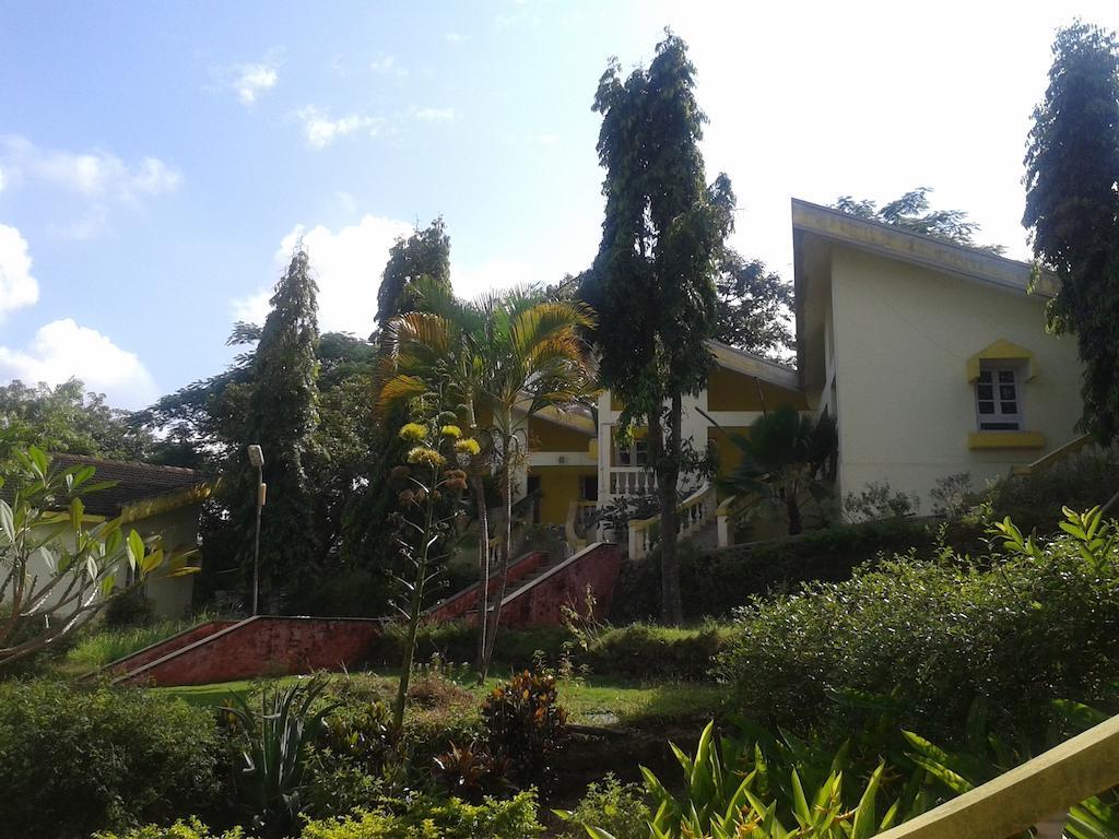 Farmagudi Residency Hotel Donshiwado Exterior photo